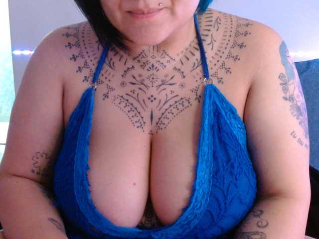 Lilithfire live cam on BongaCams