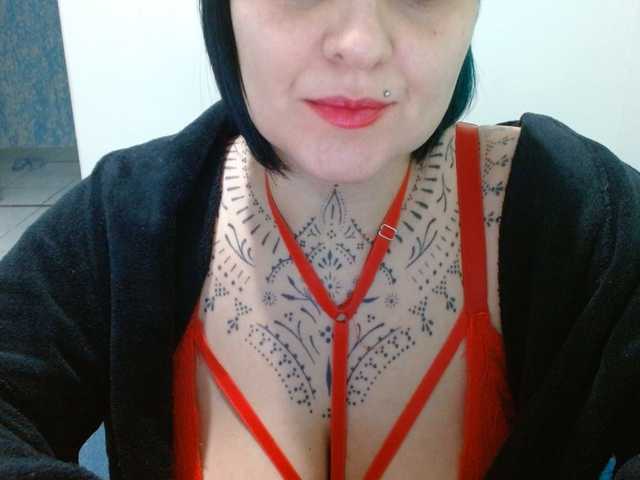 Lilithfire live webcam show