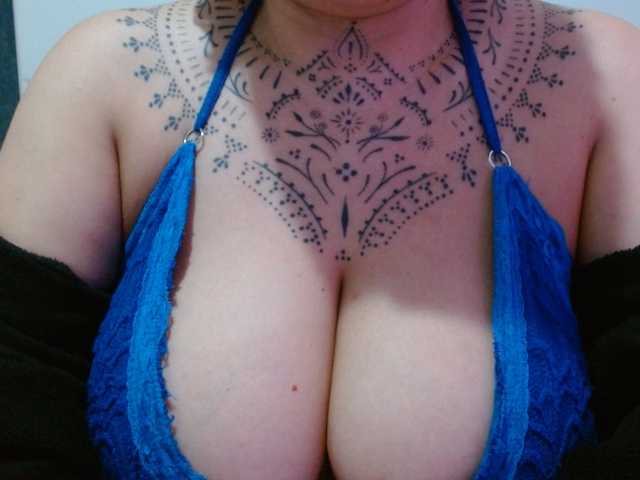 Lilithfire live cam on BongaCams