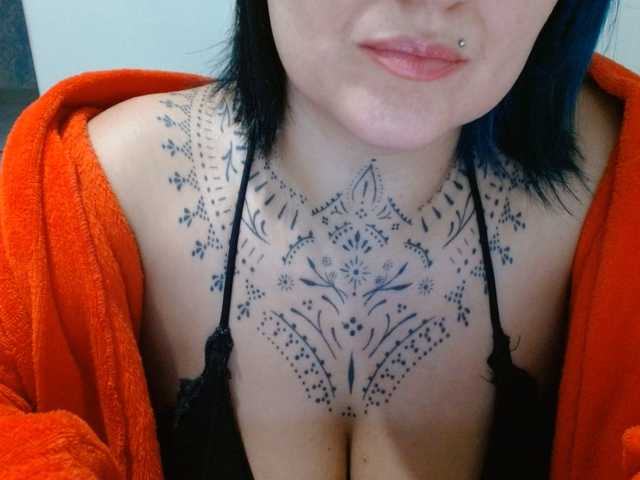 Lilithfire live cam on BongaCams