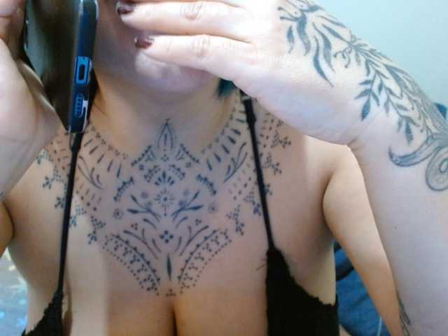Lilithfire live cam on BongaCams