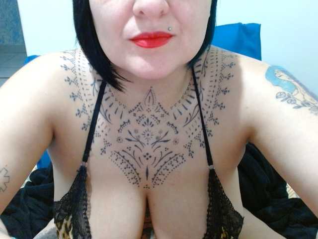 Lilithfire live webcam show