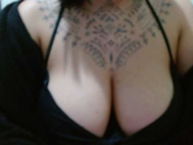 Lilithfire live cam on BongaCams
