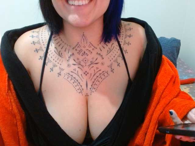 Lilithfire live cam on BongaCams