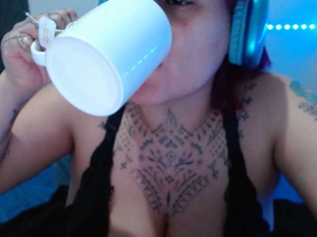 Lilithfire live cam on BongaCams