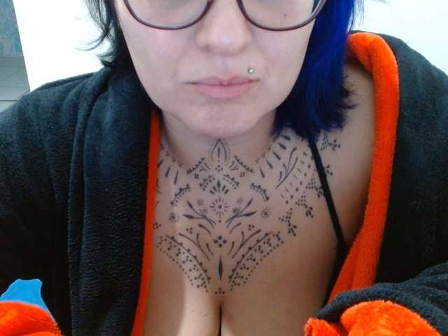 Lilithfire live cam on BongaCams