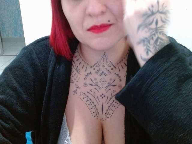 Lilithfire live cam on BongaCams