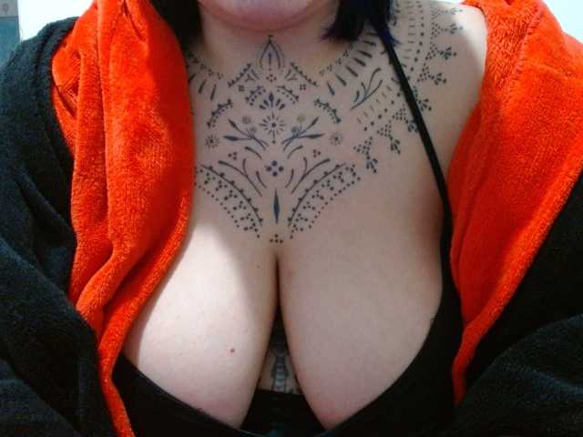Lilithfire live cam on BongaCams