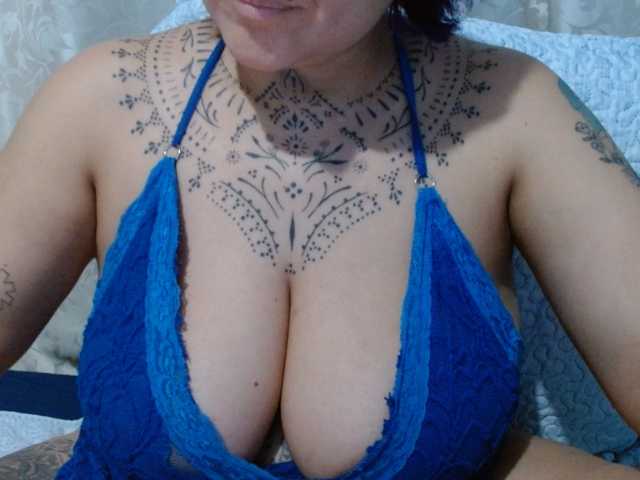 Lilithfire live cam on BongaCams