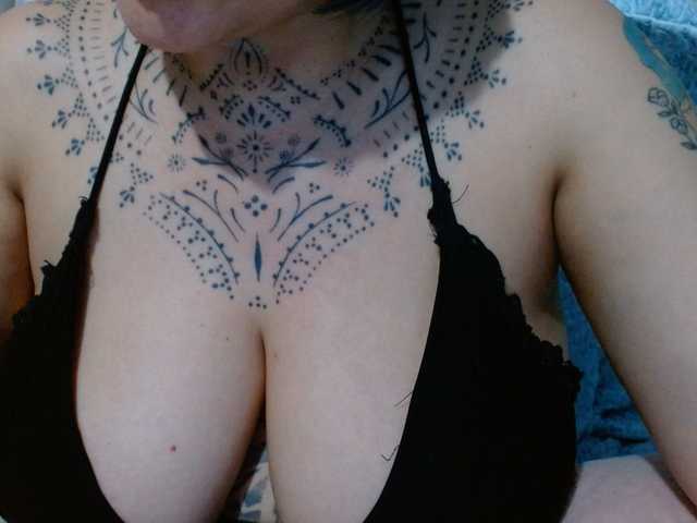 Lilithfire live cam on BongaCams