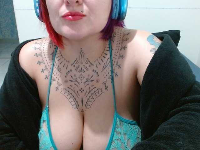 Lilithfire live cam preview