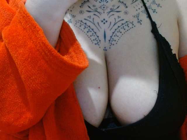Lilithfire live cam on BongaCams