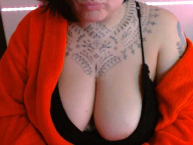 Lilithfire live cam on BongaCams