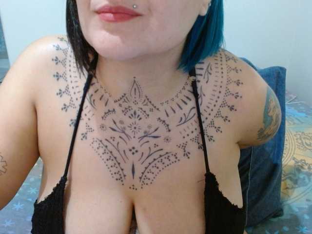 Lilithfire live cam on BongaCams