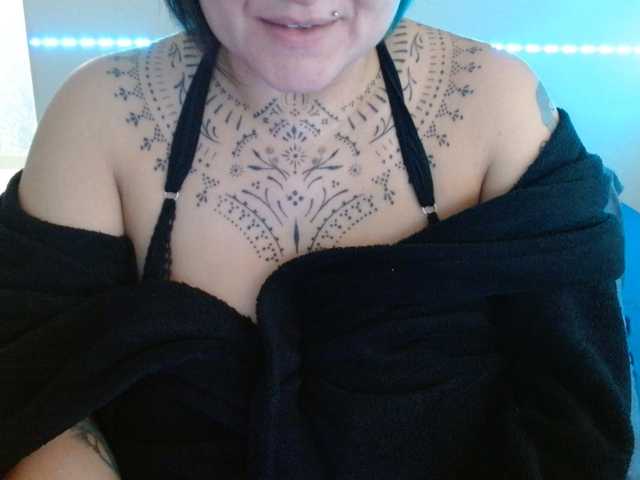 Lilithfire live cam on BongaCams