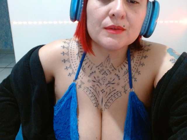 Lilithfire live cam on BongaCams