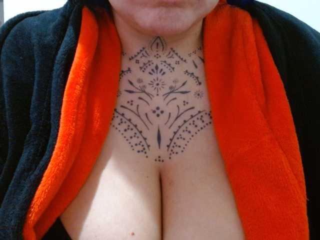 Lilithfire live cam on BongaCams