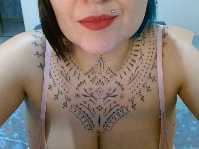 Lilithfire live cam on BongaCams
