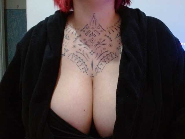 Lilithfire live cam on BongaCams