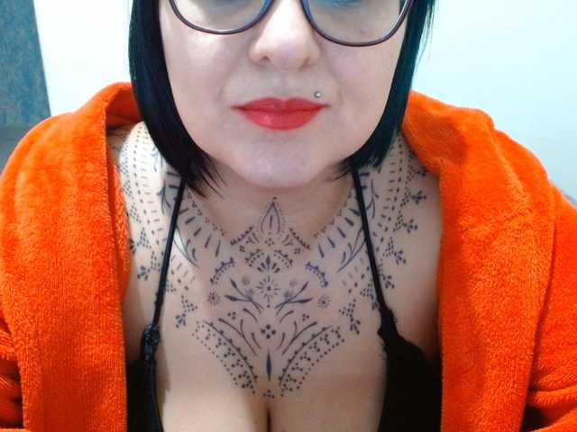 Lilithfire live cam on BongaCams