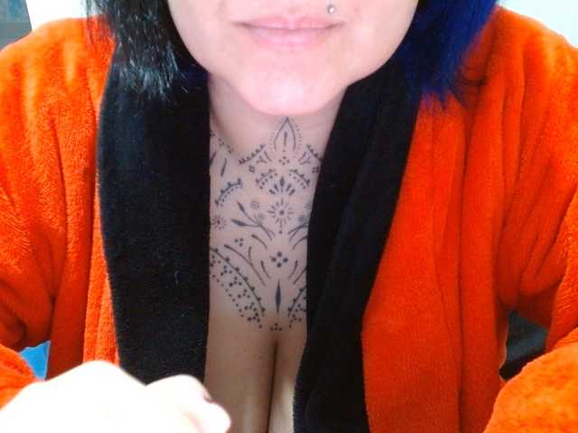 Lilithfire live cam on BongaCams
