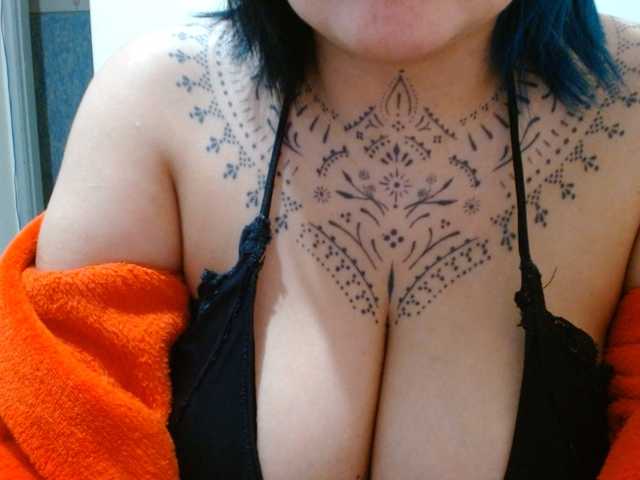 Lilithfire live cam on BongaCams