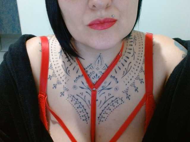 Lilithfire live cam on BongaCams