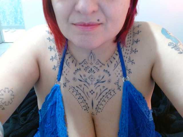 Lilithfire live cam on BongaCams