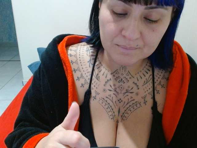 Lilithfire live cam on BongaCams