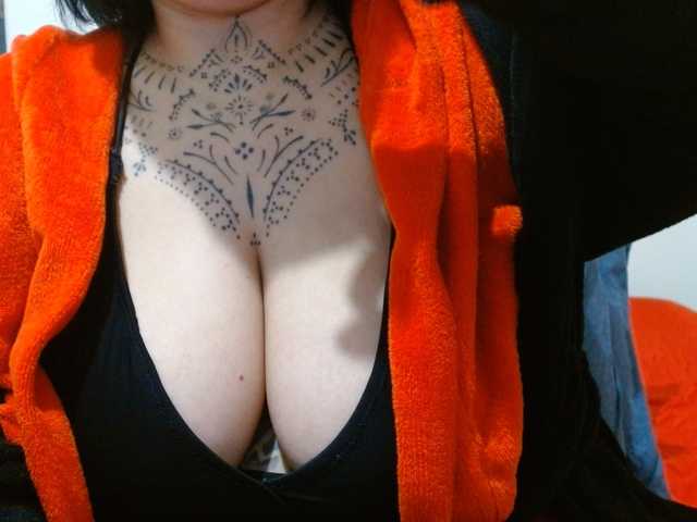 Lilithfire live cam on BongaCams