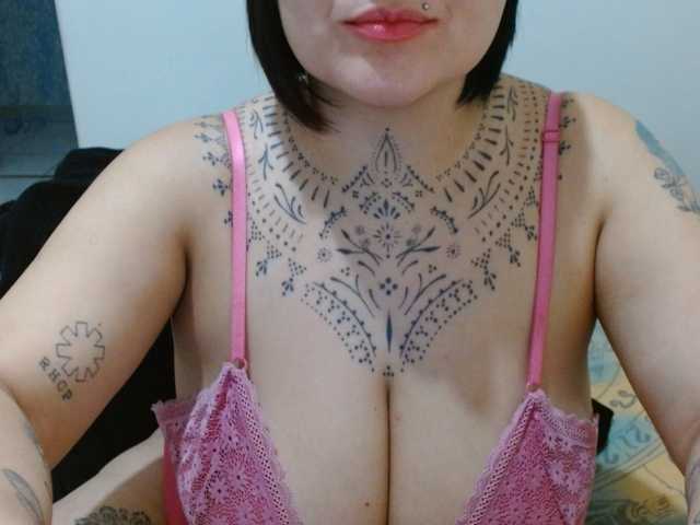 Lilithfire live webcam show