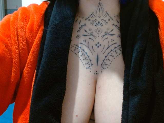 Lilithfire live cam on BongaCams