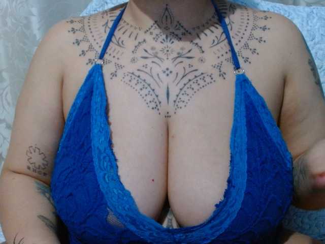 Lilithfire live cam on BongaCams