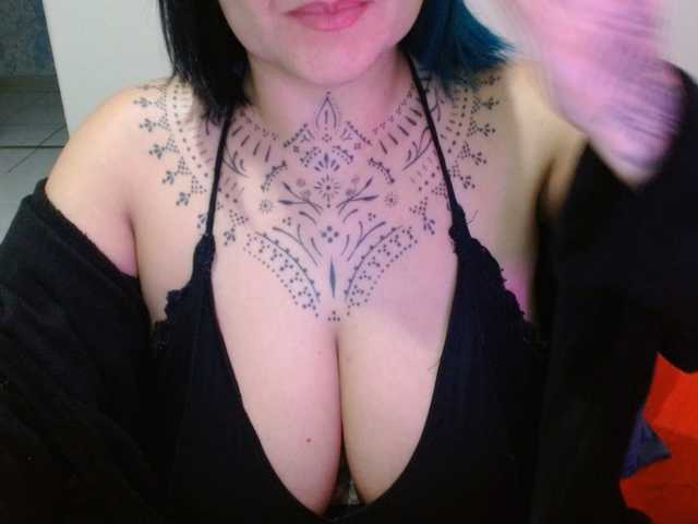 Lilithfire live cam on BongaCams