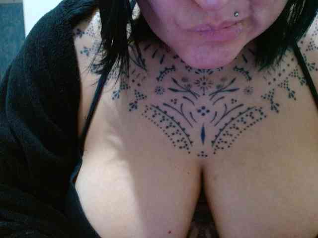 Modelo: Lilithfire