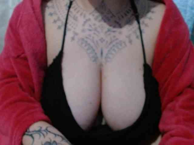 Modelo: Lilithfire