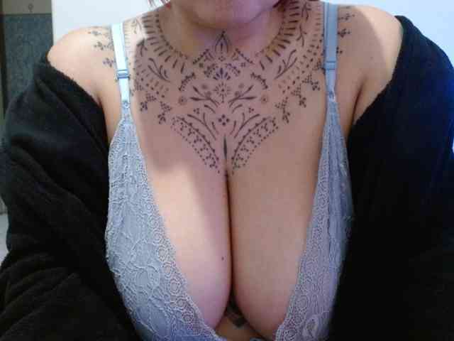 Modelo: Lilithfire