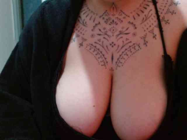Modelo: Lilithfire