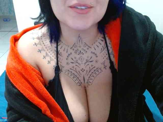 Lilithfire webcam