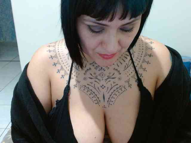 Modelo: Lilithfire