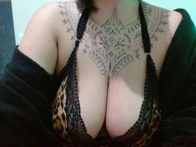 Modelo: Lilithfire