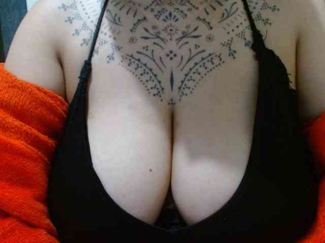 Modelo: Lilithfire