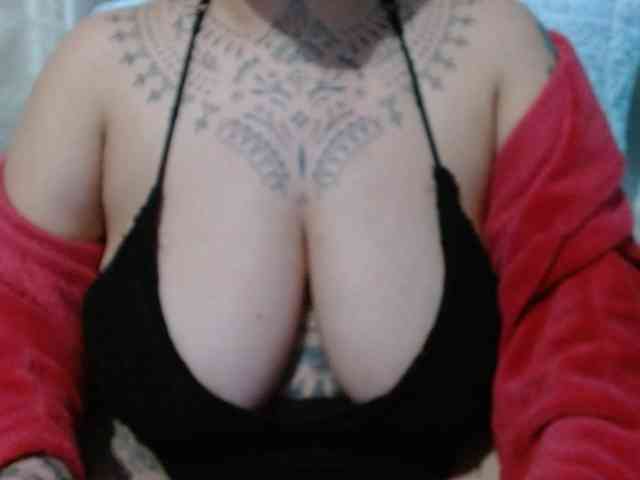 Modelo: Lilithfire