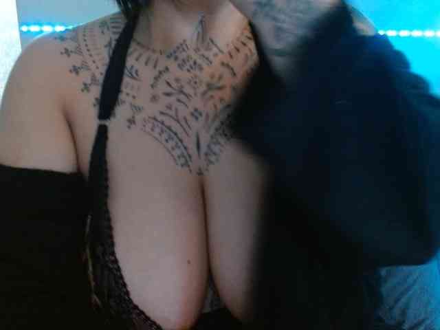 Modelo: Lilithfire