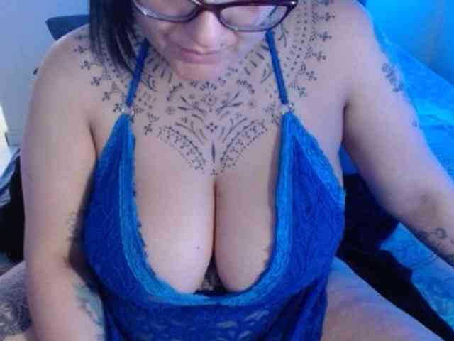 Lilithfire webcam