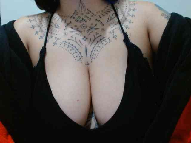 Modelo: Lilithfire