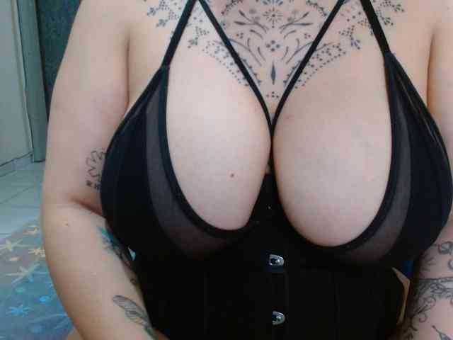 Modelo: Lilithfire