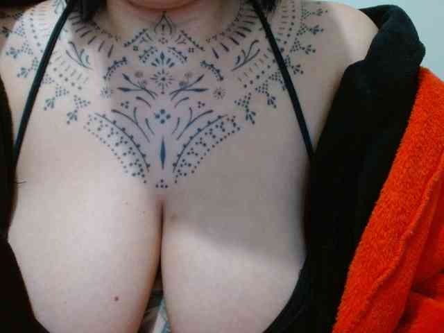 Modelo: Lilithfire