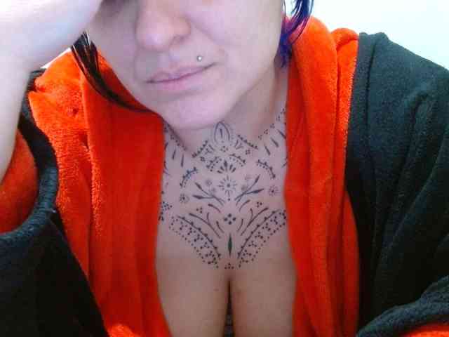 Lilithfire webcam