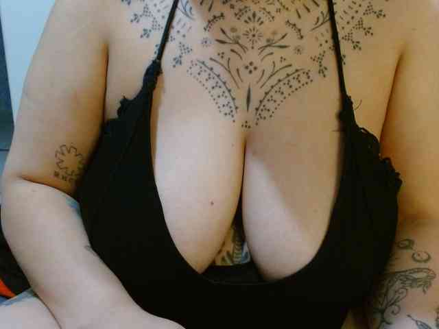 Modelo: Lilithfire